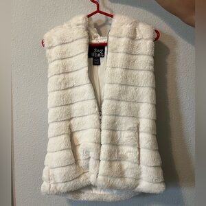Say What White Faux Fur Vest with Zipper Size Small